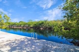 На продажу: $749,000 (2 спален, 2 ванн, 0 Квадратных фут)