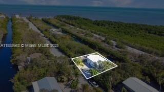 На продажу: $749,000 (2 спален, 2 ванн, 0 Квадратных фут)