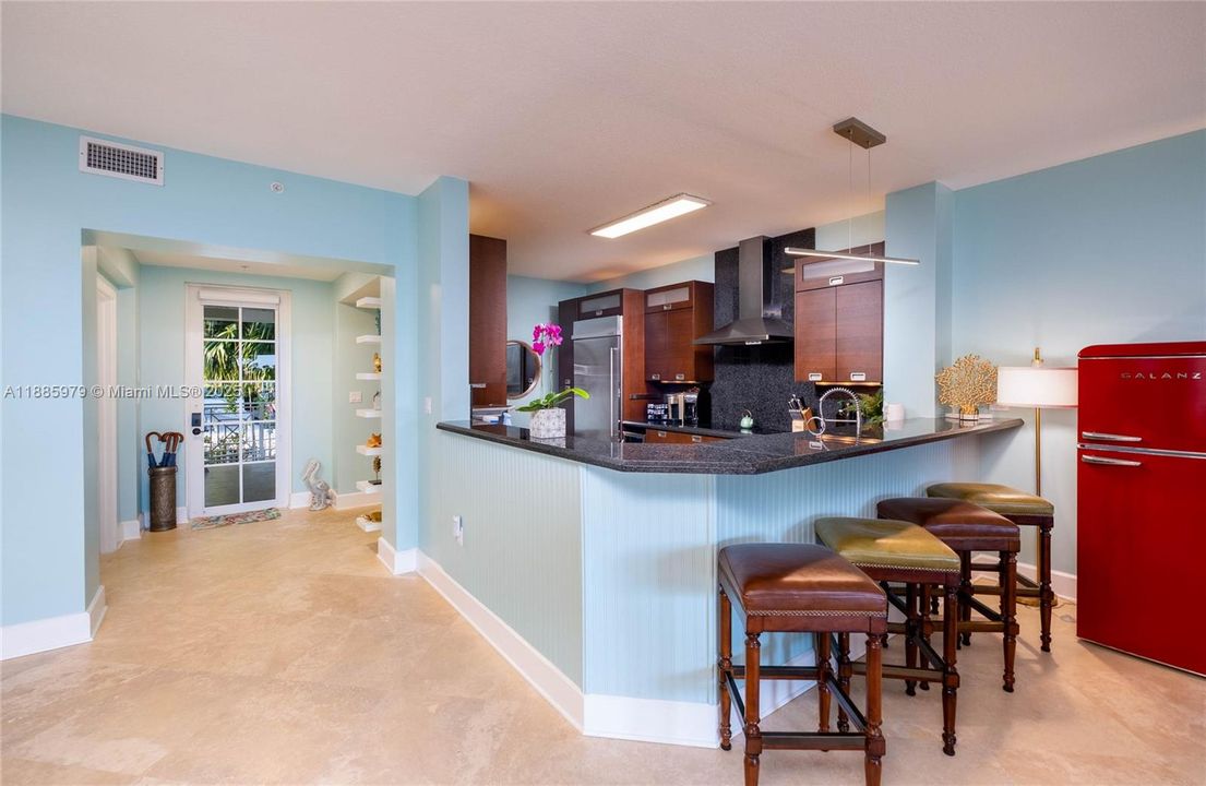 На продажу: $2,149,999 (5 спален, 3 ванн, 2635 Квадратных фут)