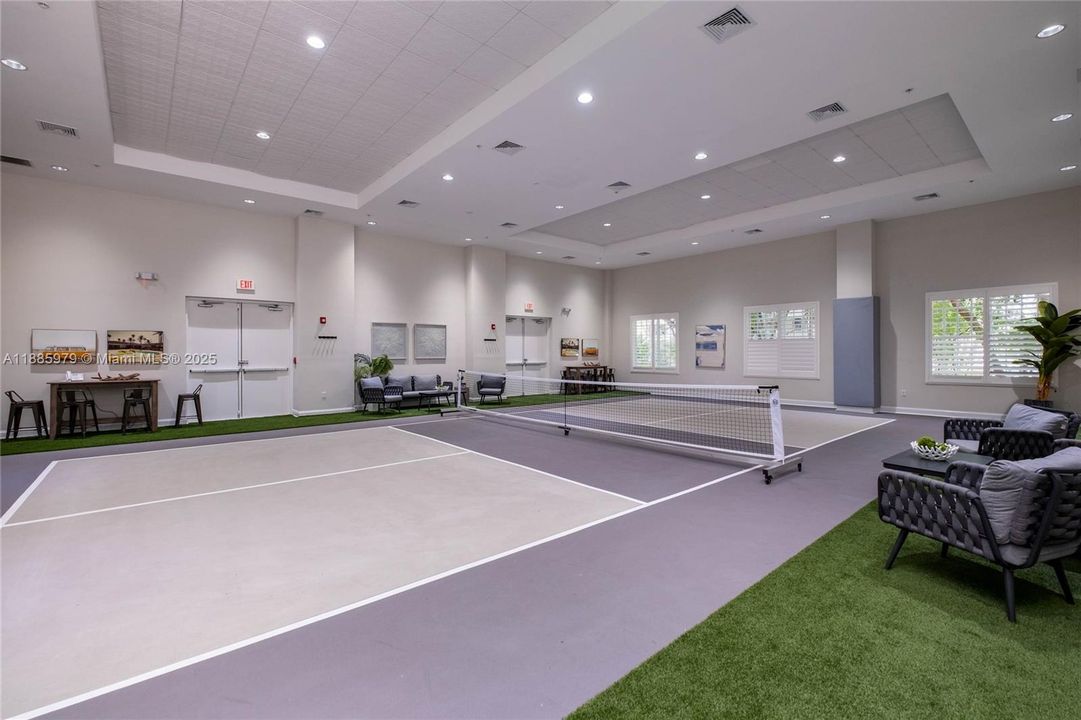 На продажу: $2,149,999 (5 спален, 3 ванн, 2635 Квадратных фут)