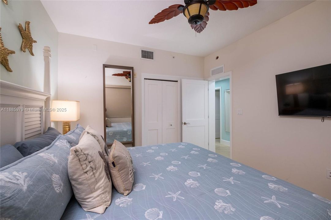 На продажу: $2,149,999 (5 спален, 3 ванн, 2635 Квадратных фут)