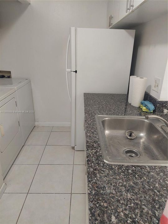 最近售出: $249,900 (3 贝兹, 2 浴室, 1266 平方英尺)