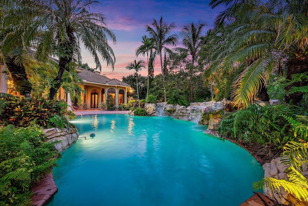 7730 Woodsmuir Drive