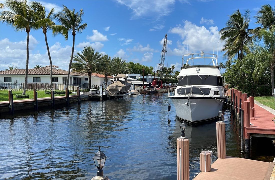 待售: $1,630,000 (3 贝兹, 2 浴室, 1888 平方英尺)