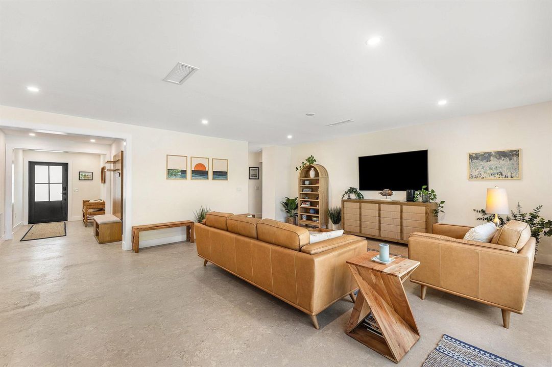 017-1070MarbleWay-BocaRaton-FL-33432-SMA