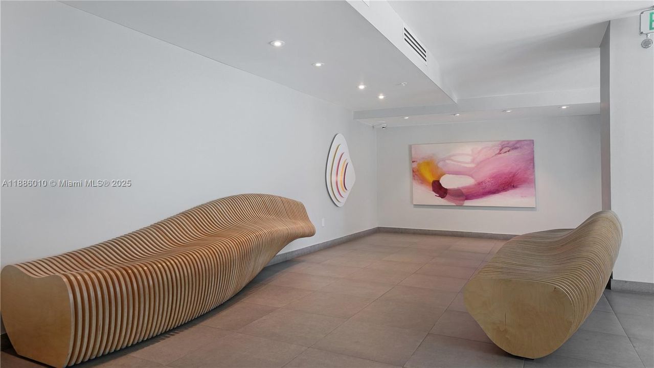 Vendido Recientemente: $1,150,000 (2 camas, 2 baños, 1815 Pies cuadrados)