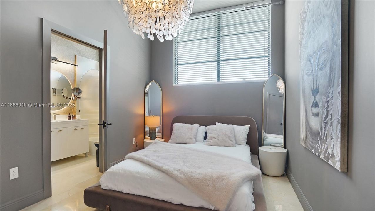 Vendido Recientemente: $1,150,000 (2 camas, 2 baños, 1815 Pies cuadrados)