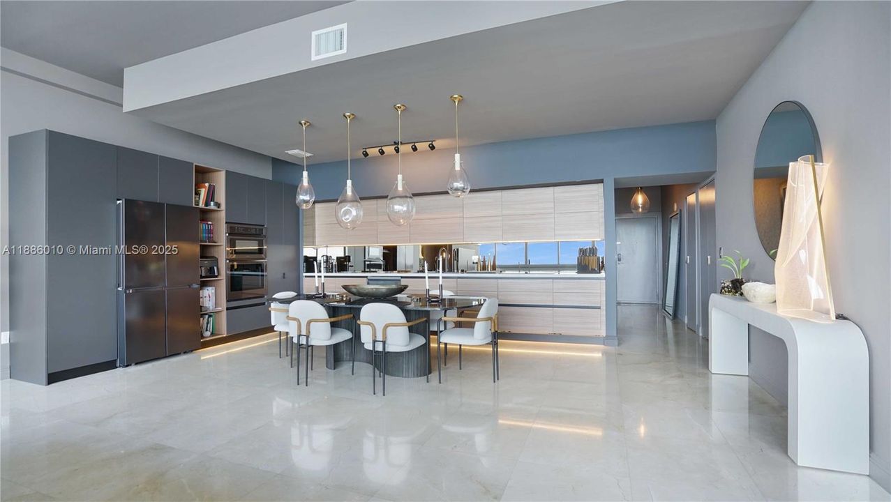 Vendido Recientemente: $1,150,000 (2 camas, 2 baños, 1815 Pies cuadrados)