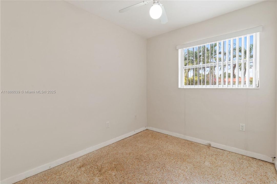 Recently Sold: $680,000 (4 beds, 2 baths, 1395 Square Feet)