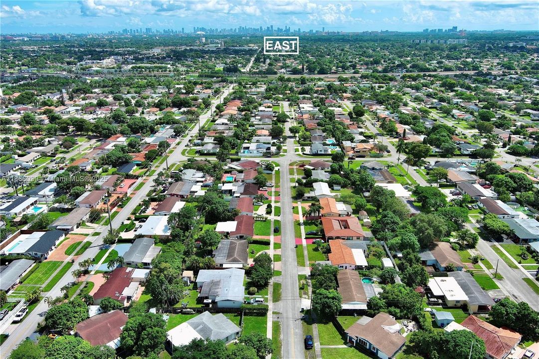 Recently Sold: $680,000 (4 beds, 2 baths, 1395 Square Feet)