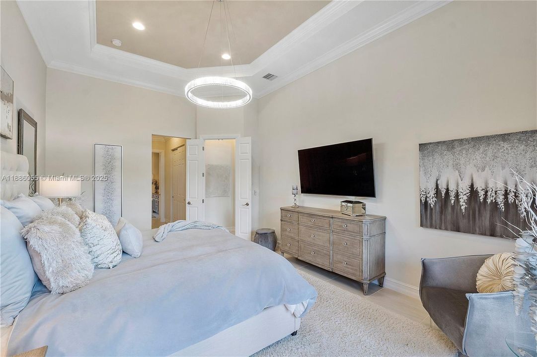 Недавно продано: $980,000 (3 спален, 2 ванн, 2692 Квадратных фут)