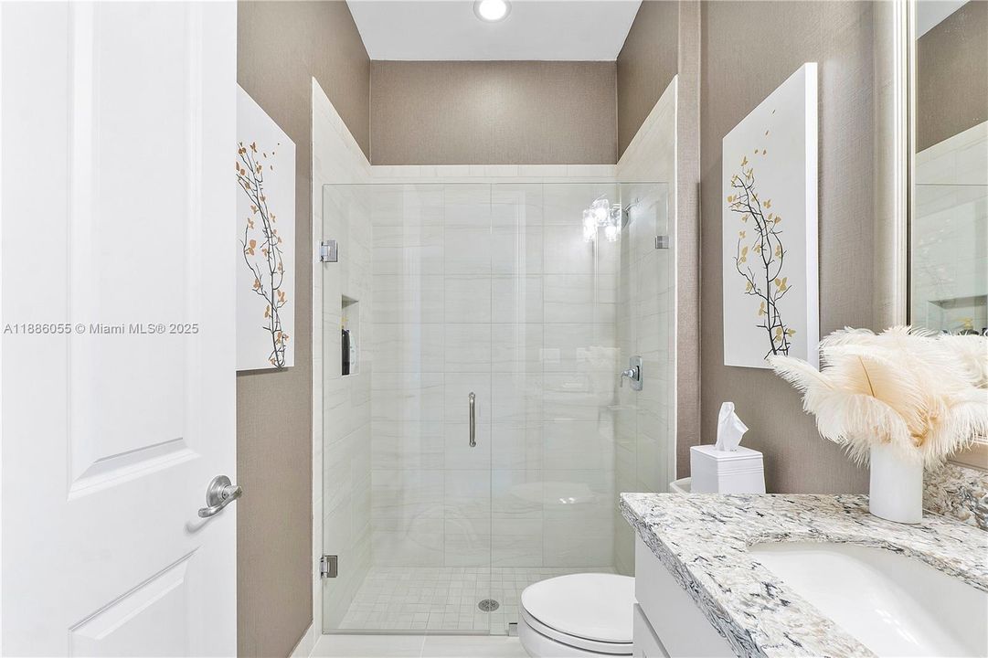 Недавно продано: $980,000 (3 спален, 2 ванн, 2692 Квадратных фут)