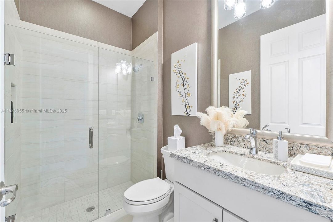 Недавно продано: $980,000 (3 спален, 2 ванн, 2692 Квадратных фут)