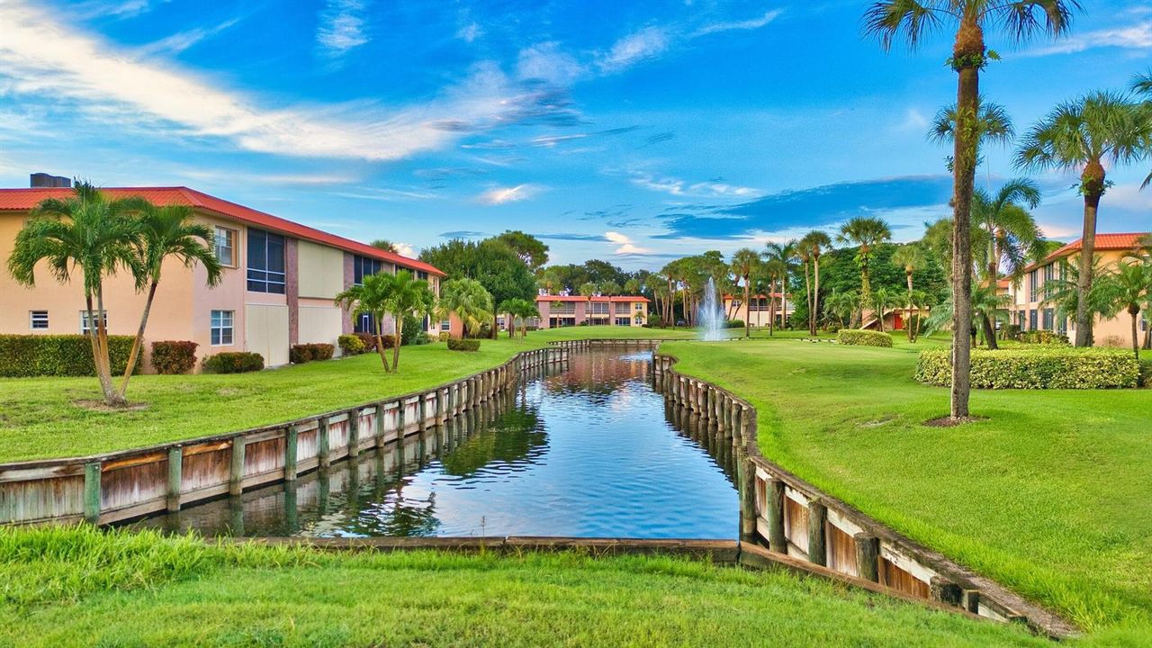 1911 SW PALM CITY RD APT J, STUART, FL 3