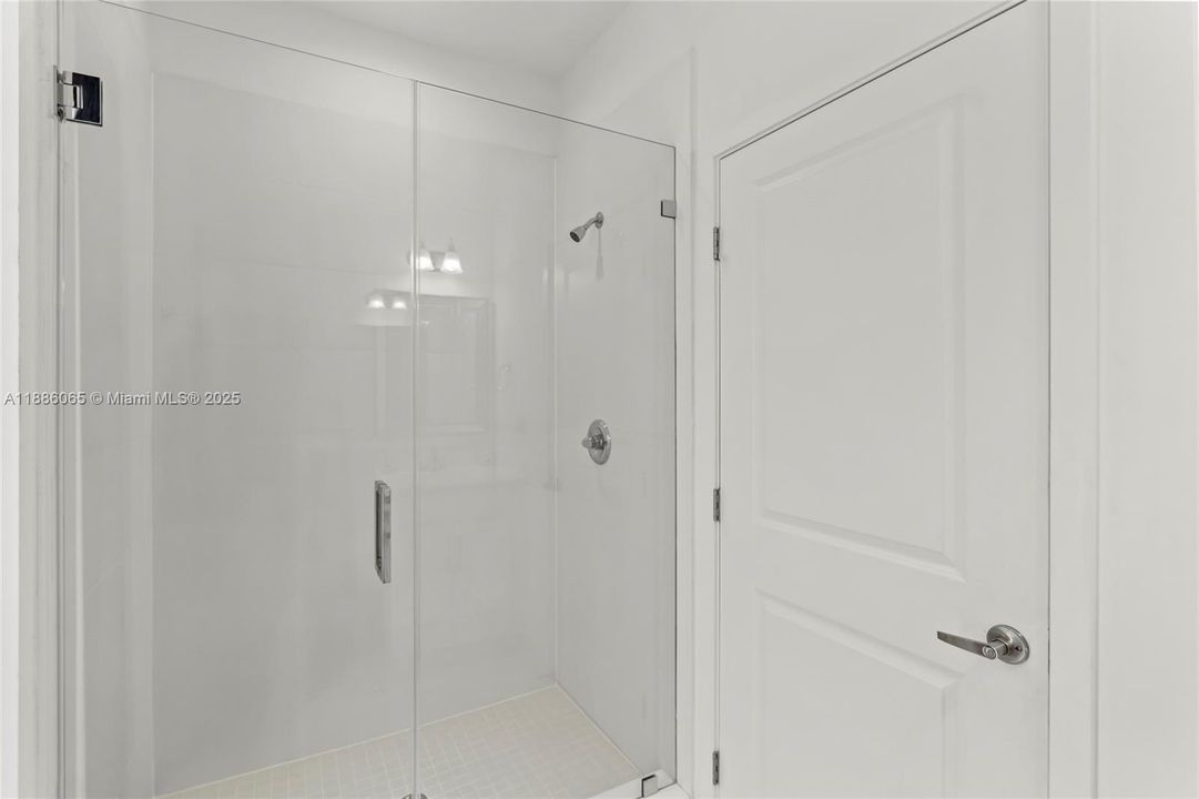 В аренду: $7,000 (4 спален, 4 ванн, 3449 Квадратных фут)