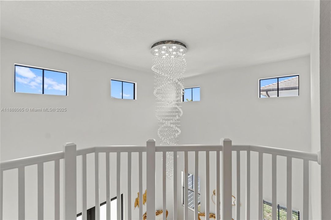 В аренду: $7,000 (4 спален, 4 ванн, 3449 Квадратных фут)