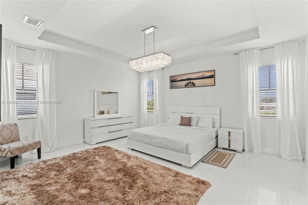 В аренду: $7,000 (4 спален, 4 ванн, 3449 Квадратных фут)