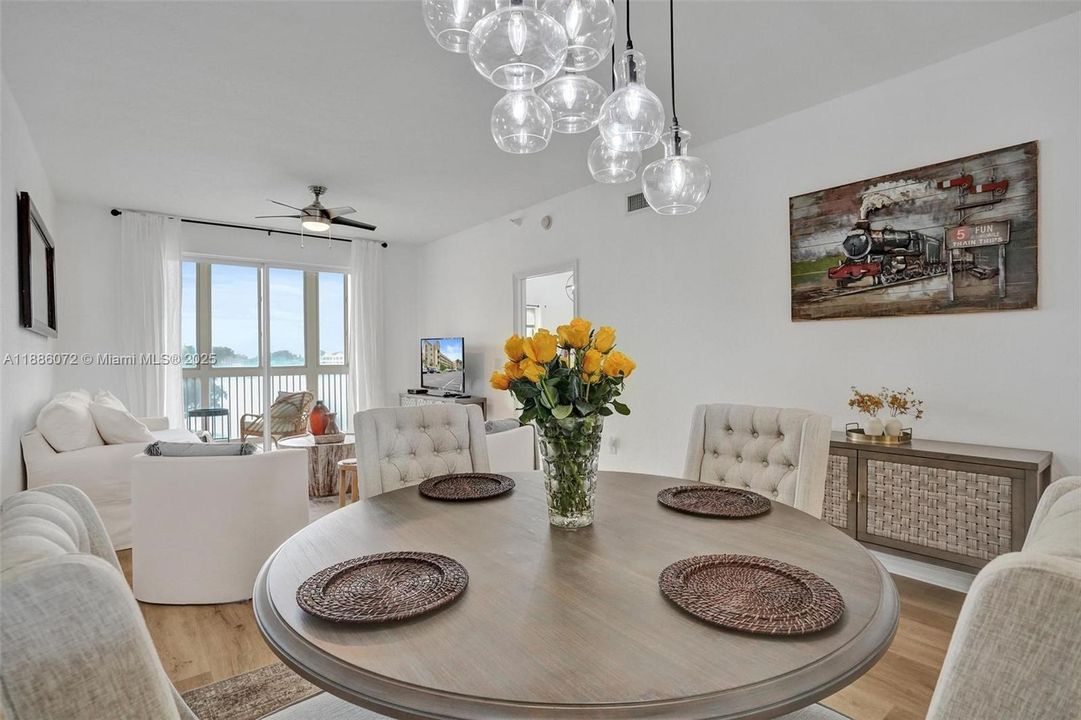 Activo con contrato: $200,000 (2 camas, 2 baños, 1275 Pies cuadrados)