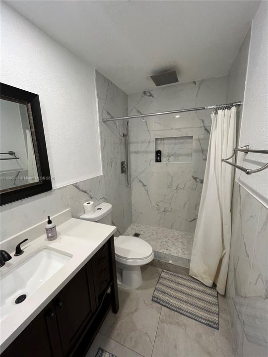 В аренду: $9,000 (4 спален, 3 ванн, 2488 Квадратных фут)