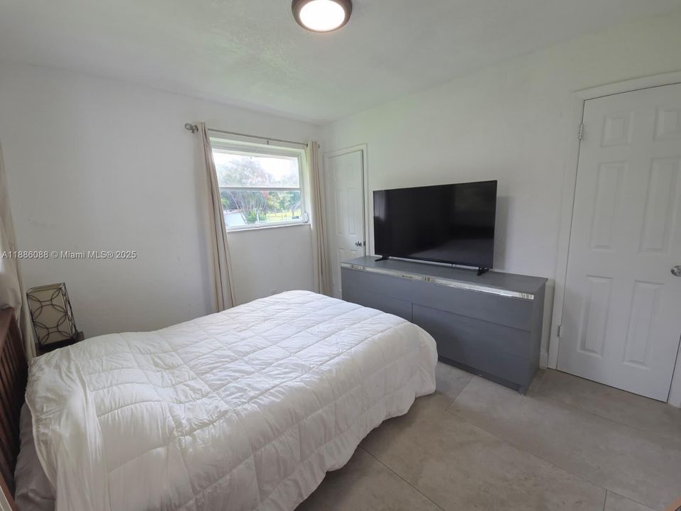 В аренду: $9,000 (4 спален, 3 ванн, 2488 Квадратных фут)