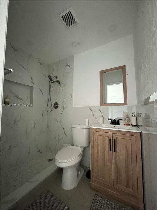 В аренду: $9,000 (4 спален, 3 ванн, 2488 Квадратных фут)