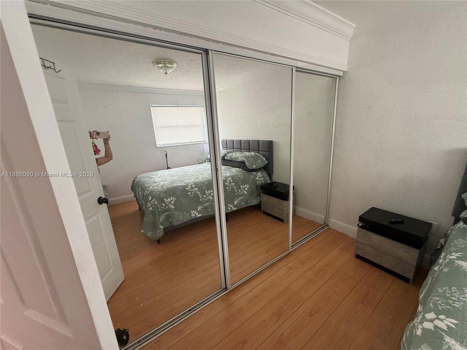 En Venta: $270,000 (2 camas, 1 baños, 816 Pies cuadrados)