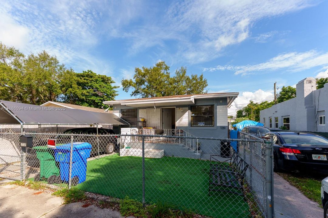For Sale: $555,000 (0 beds, 0 baths, 1375 Square Feet)