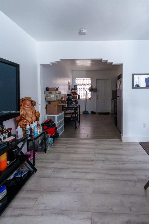 For Sale: $555,000 (0 beds, 0 baths, 1375 Square Feet)