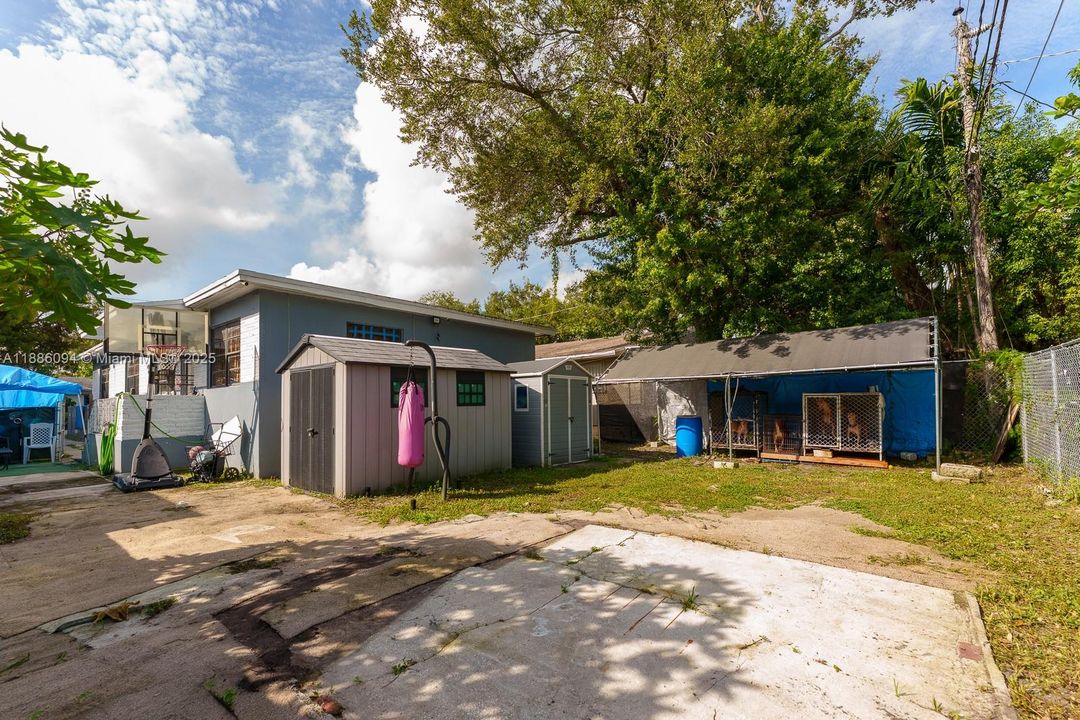 For Sale: $555,000 (0 beds, 0 baths, 1375 Square Feet)