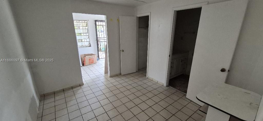 Active With Contract: $499,995 (3 beds, 3 baths, 2074 Square Feet)