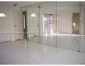 En Renta: $4,300 (4 camas, 3 baños, 1980 Pies cuadrados)