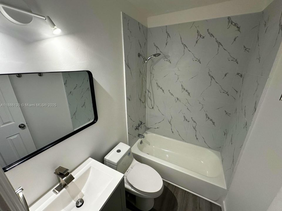 Active With Contract: $4,200 (4 beds, 3 baths, 1633 Square Feet)