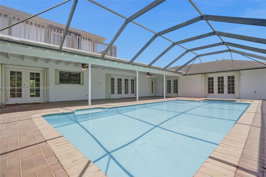 待售: $1,199,000 (5 贝兹, 3 浴室, 3502 平方英尺)