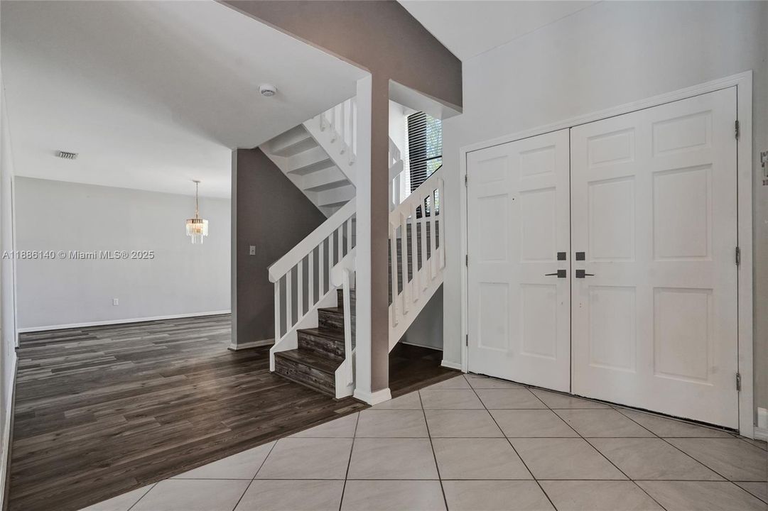 待售: $1,199,000 (5 贝兹, 3 浴室, 3502 平方英尺)