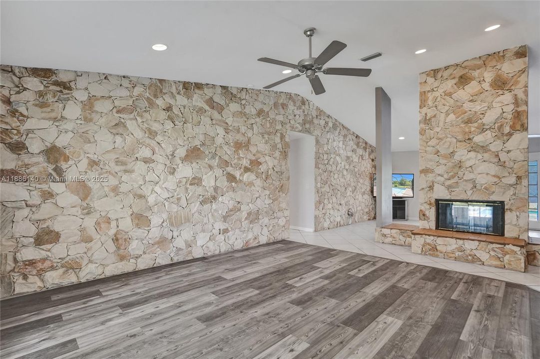 待售: $1,199,000 (5 贝兹, 3 浴室, 3502 平方英尺)