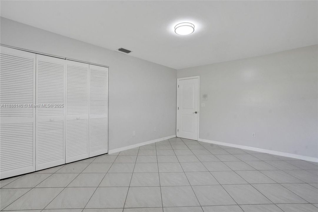 待售: $1,199,000 (5 贝兹, 3 浴室, 3502 平方英尺)