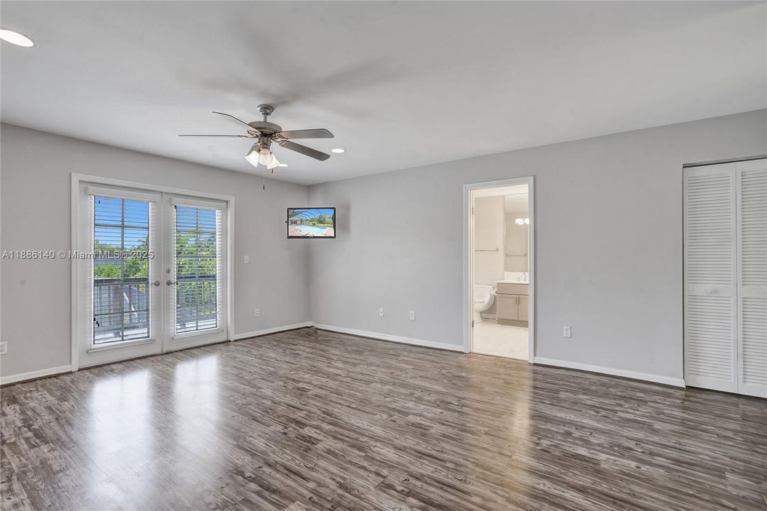 待售: $1,199,000 (5 贝兹, 3 浴室, 3502 平方英尺)