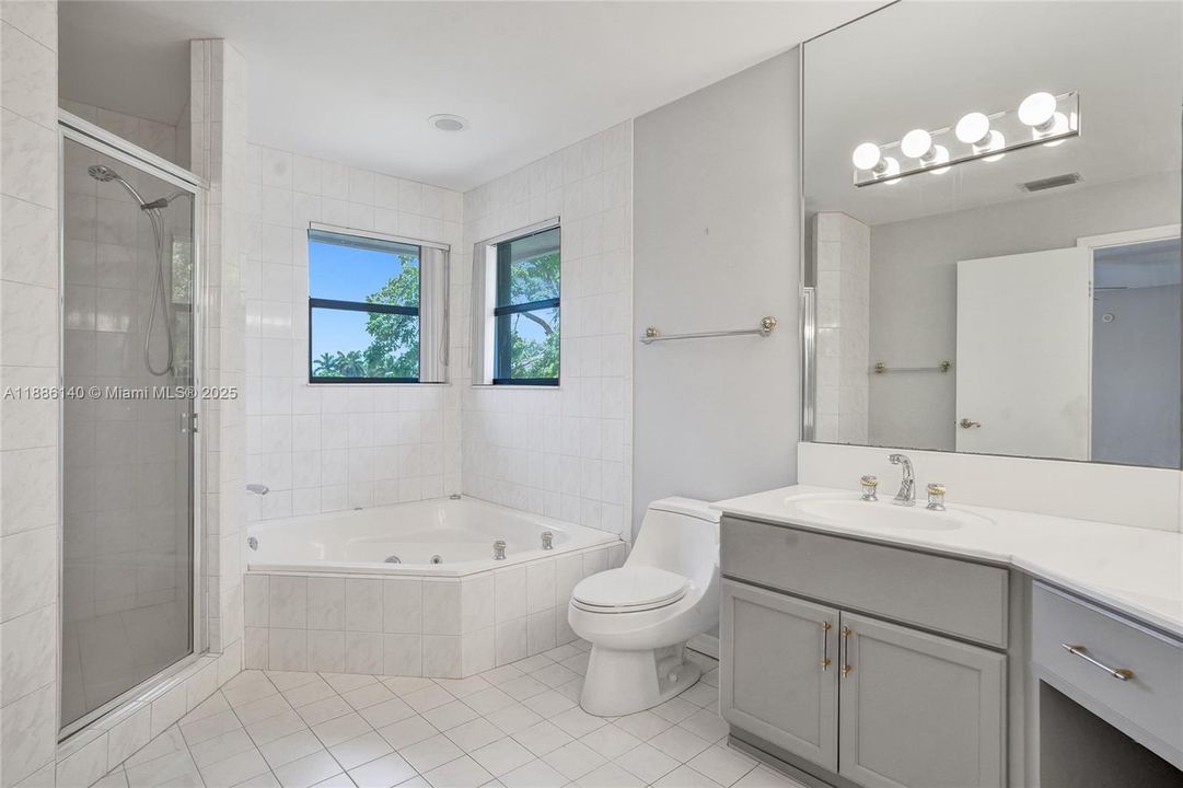 待售: $1,199,000 (5 贝兹, 3 浴室, 3502 平方英尺)