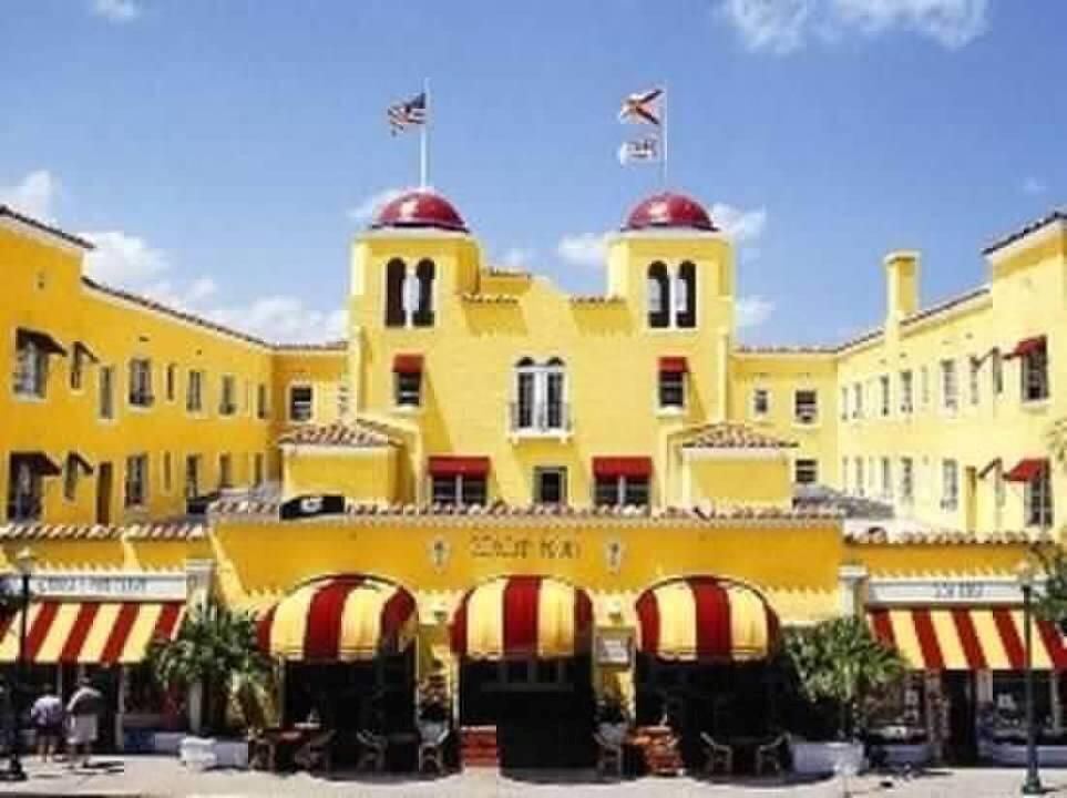Colony Hotel