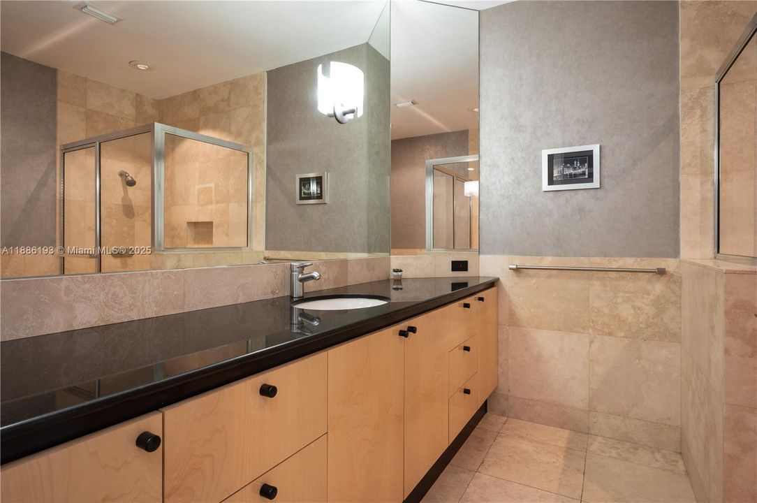 待售: $4,680,000 (5 贝兹, 5 浴室, 6636 平方英尺)