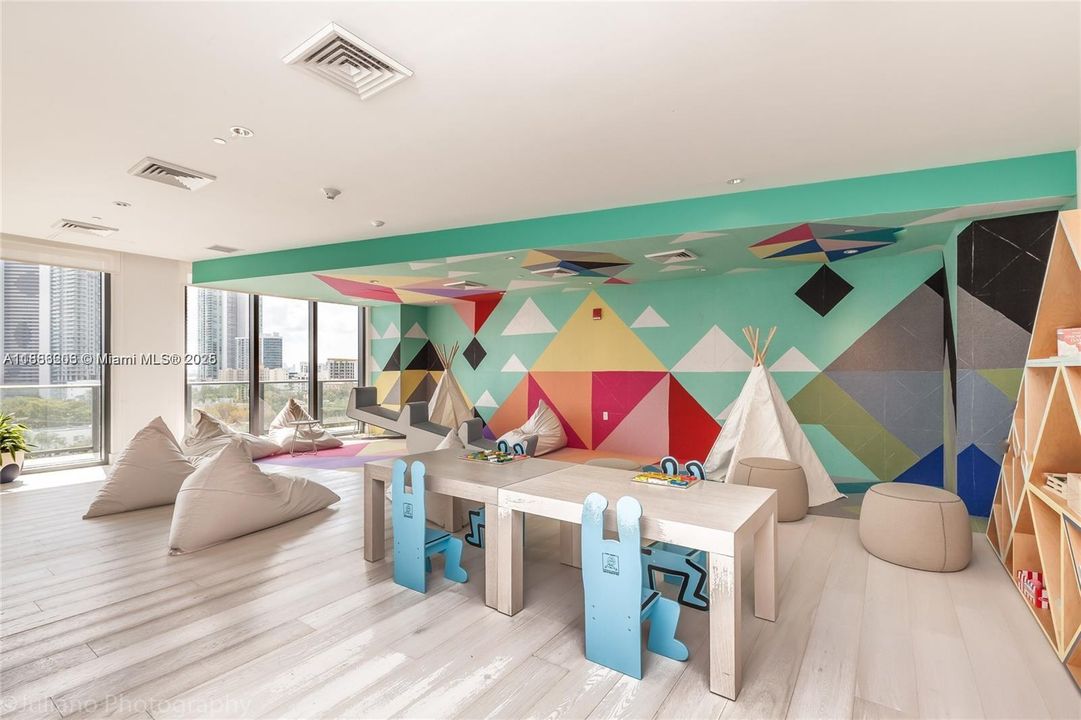 En Renta: $6,500 (2 camas, 2 baños, 1081 Pies cuadrados)