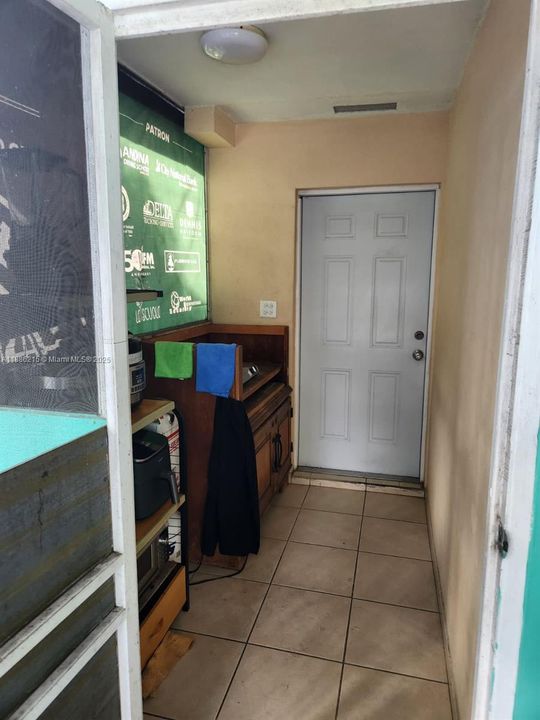 For Sale: $660,000 (3 beds, 2 baths, 2054 Square Feet)