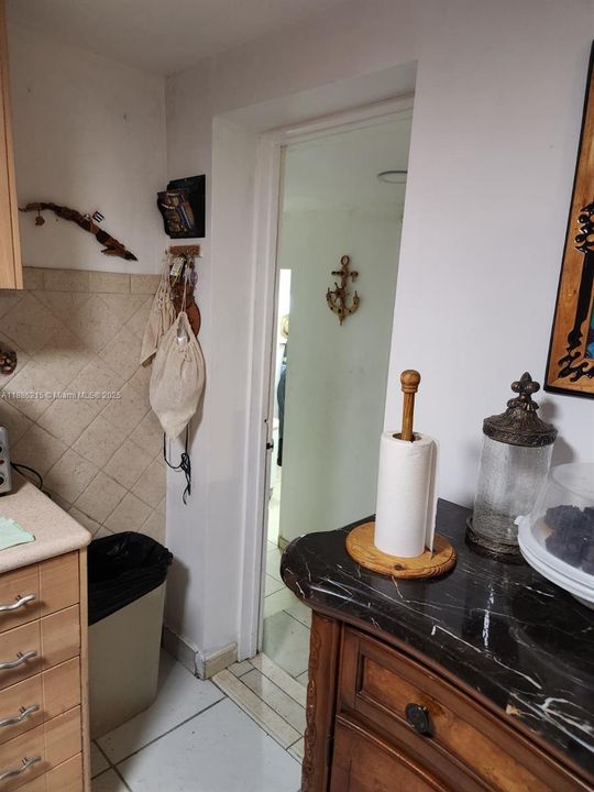 For Sale: $660,000 (3 beds, 2 baths, 2054 Square Feet)