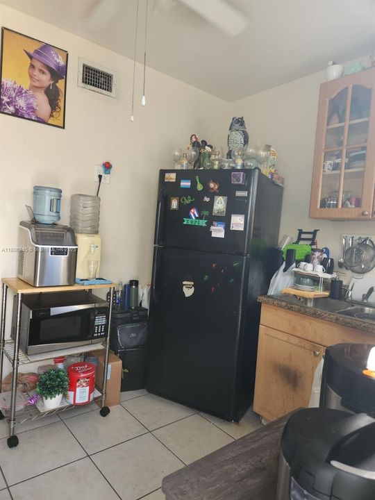 For Sale: $660,000 (3 beds, 2 baths, 2054 Square Feet)