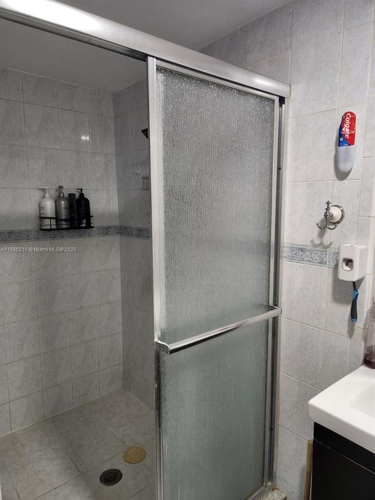 For Sale: $660,000 (3 beds, 2 baths, 2054 Square Feet)