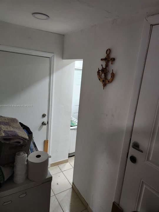 For Sale: $660,000 (3 beds, 2 baths, 2054 Square Feet)