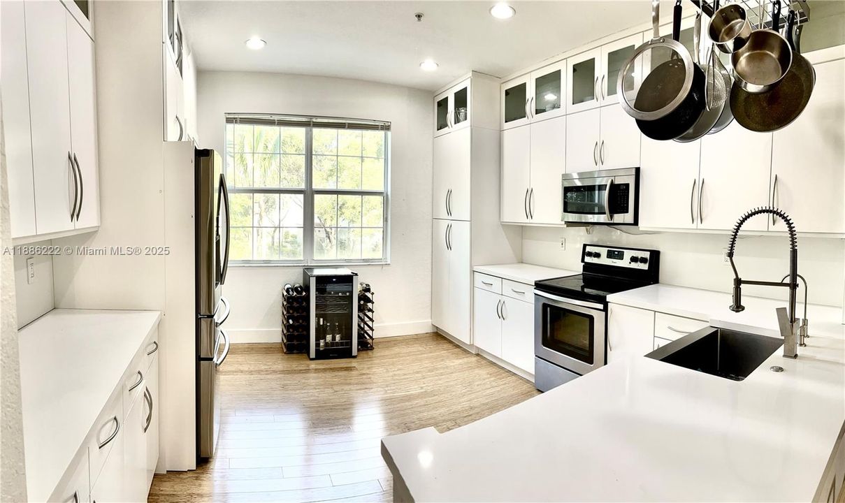 待售: $539,000 (3 贝兹, 2 浴室, 1760 平方英尺)