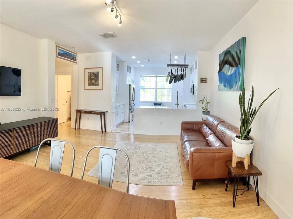 待售: $539,000 (3 贝兹, 2 浴室, 1760 平方英尺)