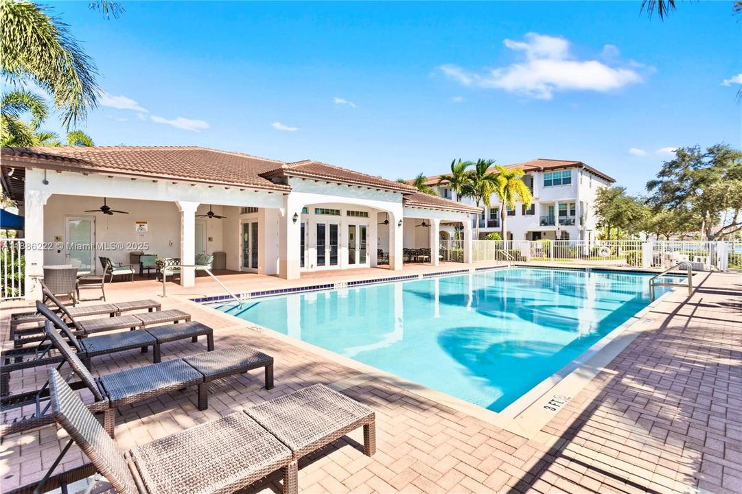 待售: $539,000 (3 贝兹, 2 浴室, 1760 平方英尺)