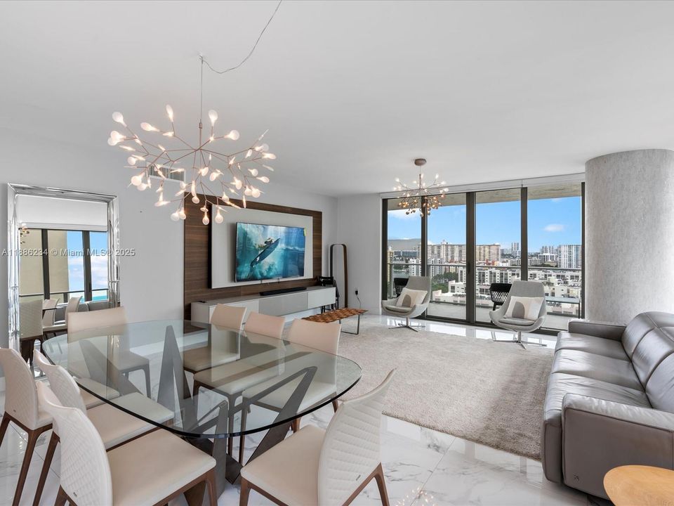 For Sale: $1,425,000 (3 beds, 3 baths, 1892 Square Feet)